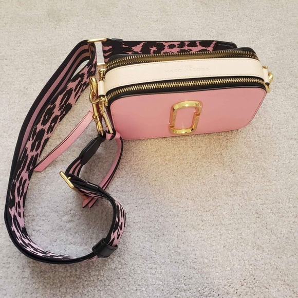 The MARC JACOBS 💯 AUTHENTIC - Picture 3 of 8